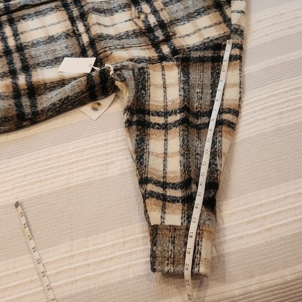 Good American Oversized Plaid Shacket in Neutral size 5/6- US size XXL/XXXL - Picture 12 of 16